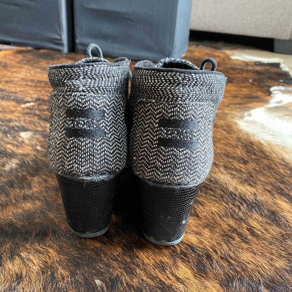 Tom’s Booties! - Picture 3 of 3